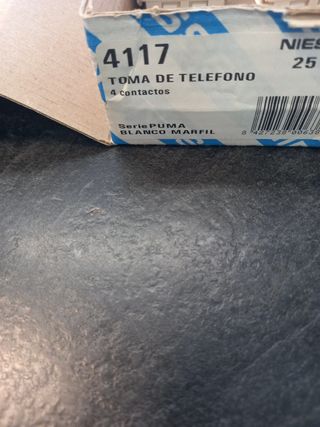  Toma  Teléfonicas Niessen Puma