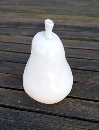 Pera Decorativa Ceramica Bianca