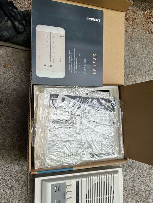 Interfonos con diez aparatos