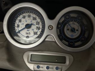 Cuentakilómetros Piaggio Beverly 125