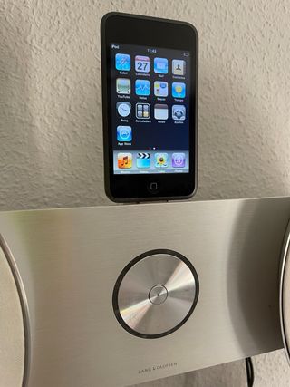 Bang & Olufsen Beosound 8 - Altavoces