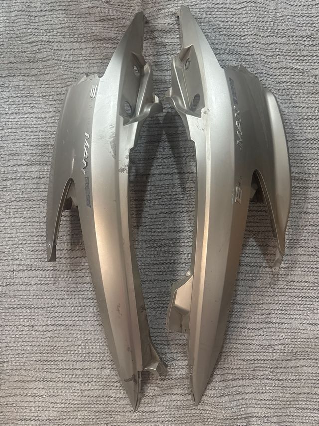 Chapas laterales Suzuki Burgman 125/200