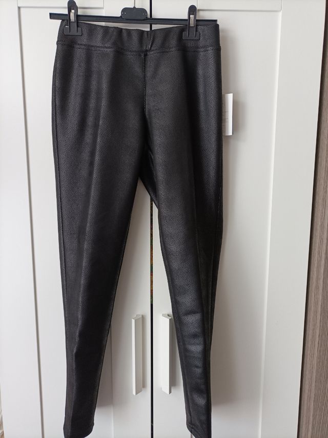 Pantaloni nero ecopelle donna