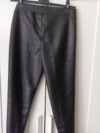 Pantaloni nero ecopelle donna