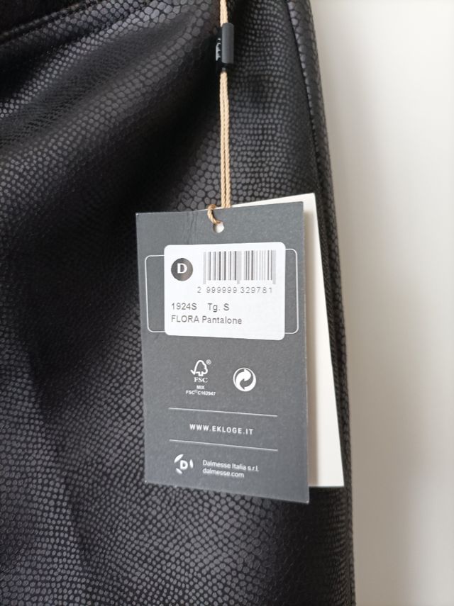 Pantaloni nero ecopelle donna