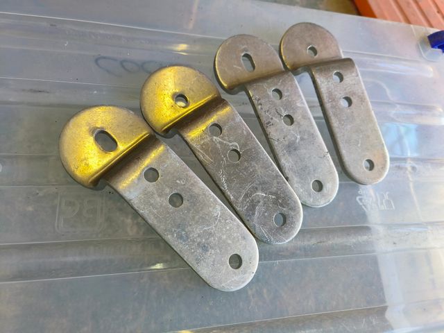 4 Reguladores para Backets - Metal