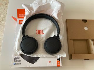 Auriculares JBL Tune 670NC
