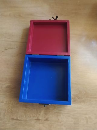 Caja FC Barcelona (FCB) - Azul y Roja