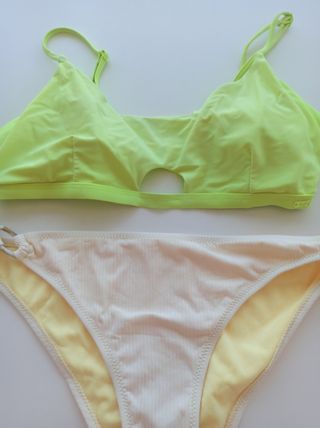 Bikini talla S color amarillo