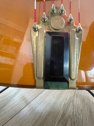 Guitarra acústica jazz manouche