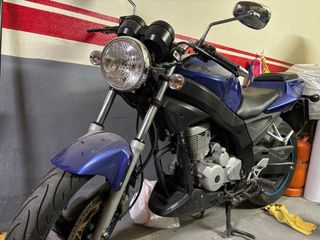Daelim Roadwin 125 - Moto 125cc