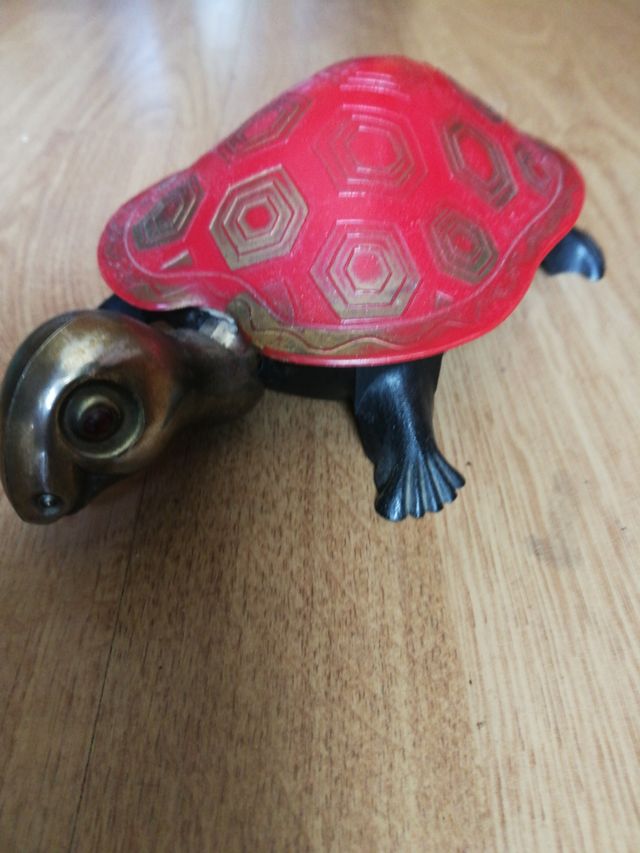 Radio a transistor degli anni '80. Tartaruga