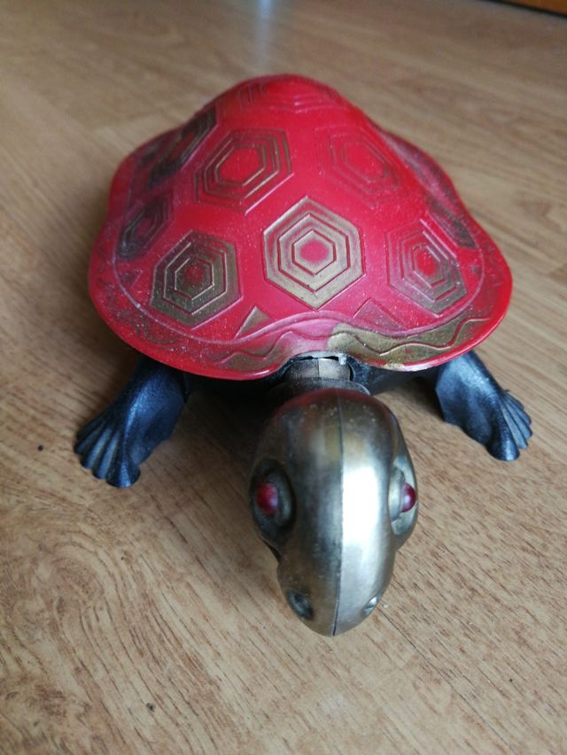 Radio a transistor degli anni '80. Tartaruga