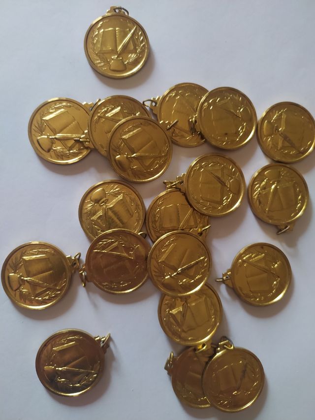 N. 10 medaglie cultura