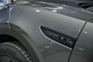 Jaguar E-Pace   2.0D 110kW RDynamic 4WD