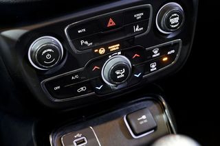Jeep Compass   1.6 Mjet 88kW Limited 4x2 