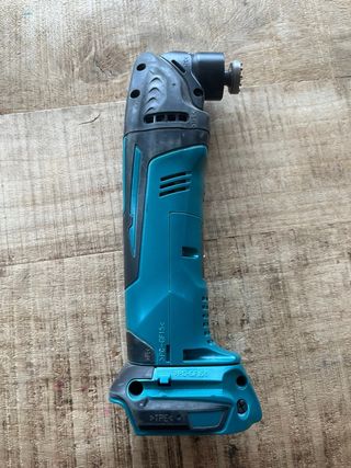 Makita: Sierra Sable + Martillo 
escucho ofertas 