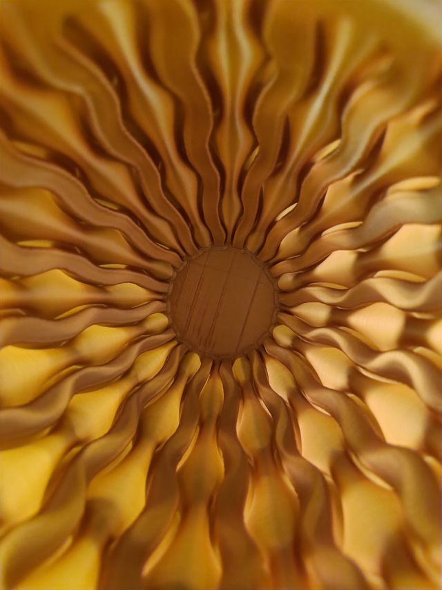 Vaso floreale 3D oro