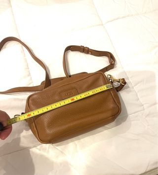 Bolso bandolera UGG marrón
