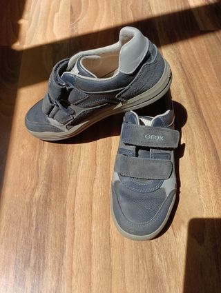 Zapatos Geox niño -talla 35