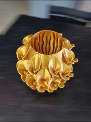 2 vasi design floreale 
