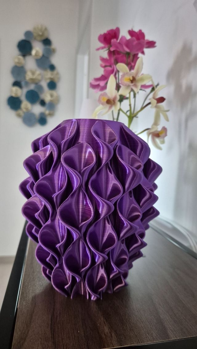 2 vasi design floreale