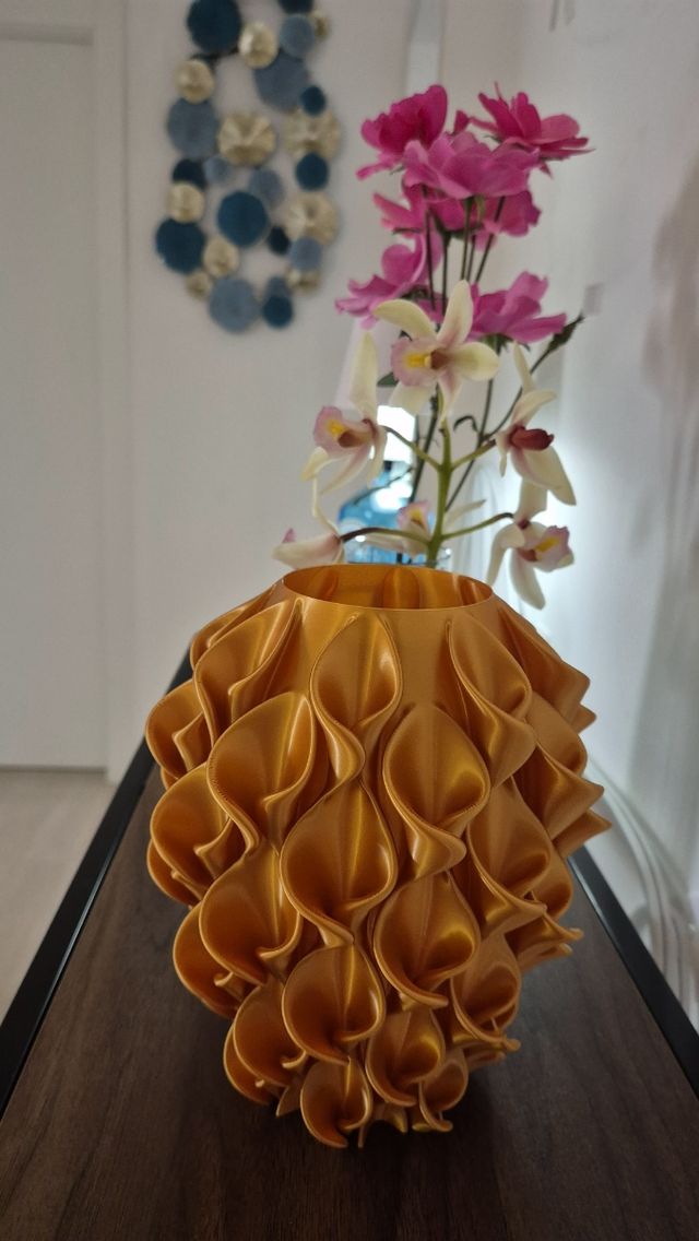 2 vasi design floreale