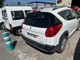 Peugeot 207 SW 2011