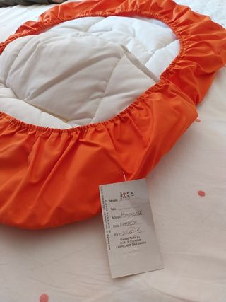 Colchoneta maxicosi bebé con capota