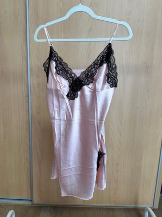 Bata y camisón seda floral