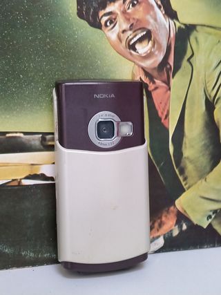 Nokia N70 - beige 2005