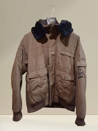 Cazadora Quicksilver marrón invierno