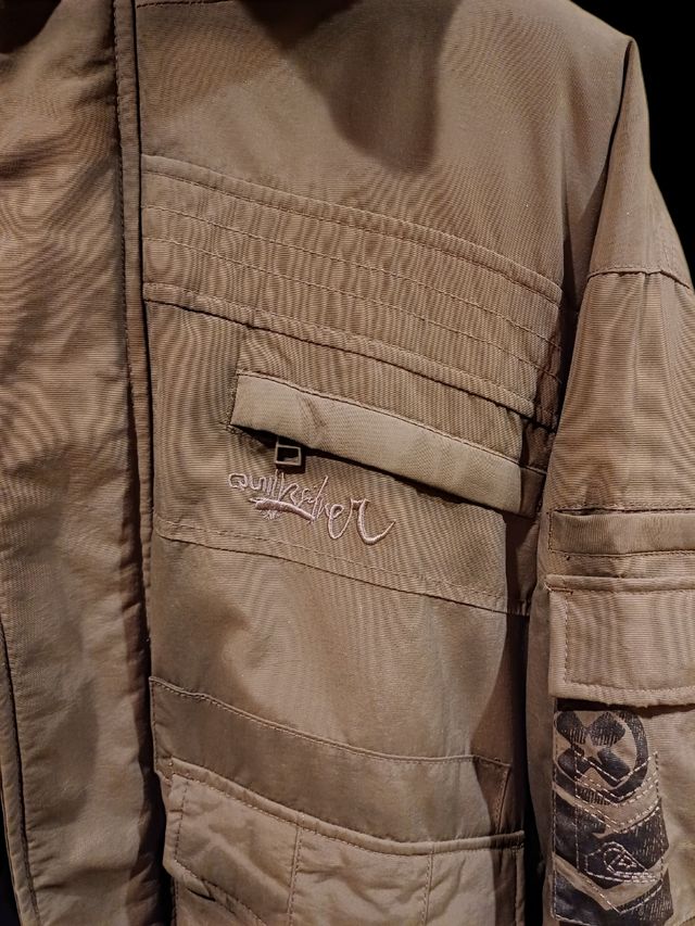 Cazadora Quicksilver marrón invierno