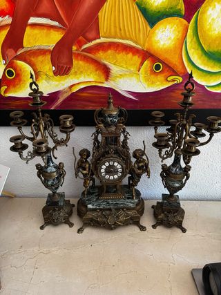 Juego de reloj y candelabro Imperio antiguo