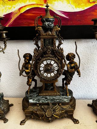 Juego de reloj y candelabro Imperio antiguo