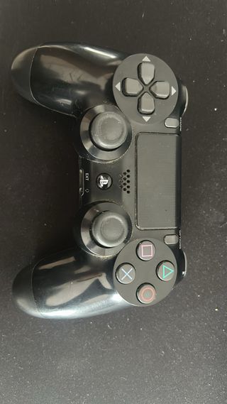PS4 Slim (PlayStation 4) negra