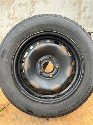 Rueda 195/65 R15: Llanta usada