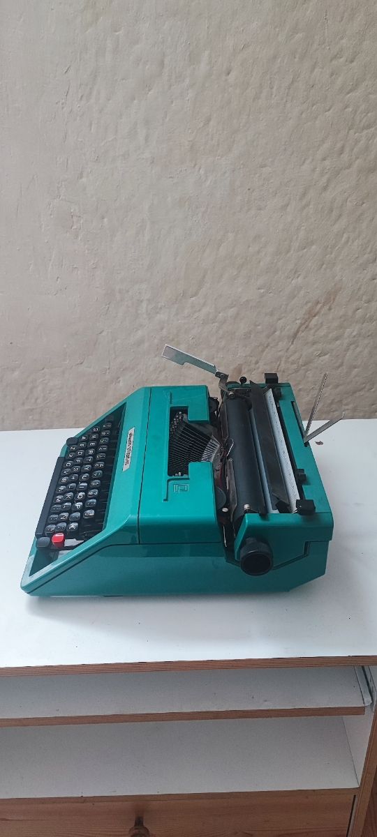 Olivetti Studio 45 - Máquina de escribir vintage