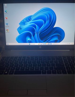 Portátil HP 250 G8 - Gris Plata