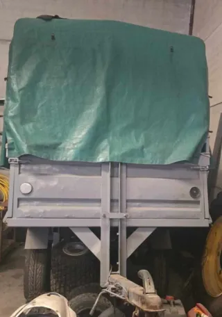 Remolque / Carro con documentación de 1 eje