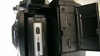 Panasonic AG-UX90 videocámara profesional