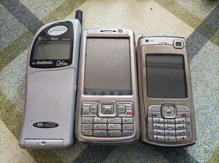 3 Mobiles Nokia N70, Touch Mobile y GSM By MAXON