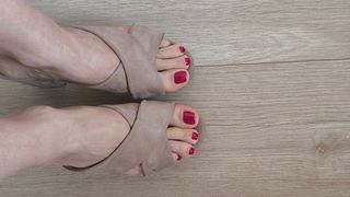 Sandalias beige tacón