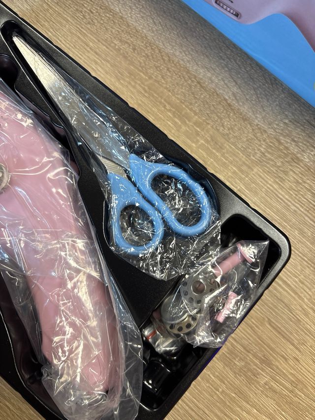 Mini macchina da cucire elettrica portatile