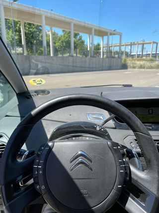 Citroen C4 Picasso diesel automatico 2011