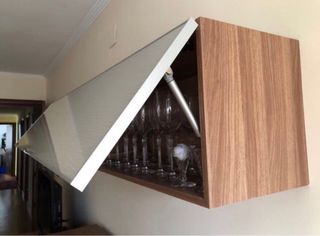 Mueble TV salón - madera y cristal