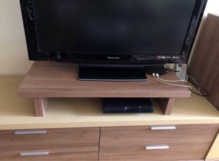 Mueble TV salón - madera y cristal