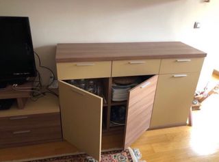 Mueble TV salón - madera y cristal