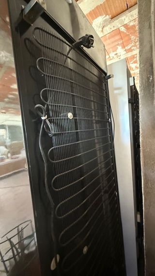 Refrigerador Vino GWC1336 - 90 Botellas