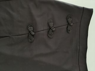 Falda midi Zara negra